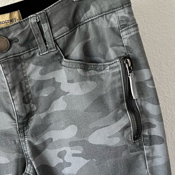 Democracy Ab Technology Olive Camo Pants Zipper Size 8 - Picture 4 of 14